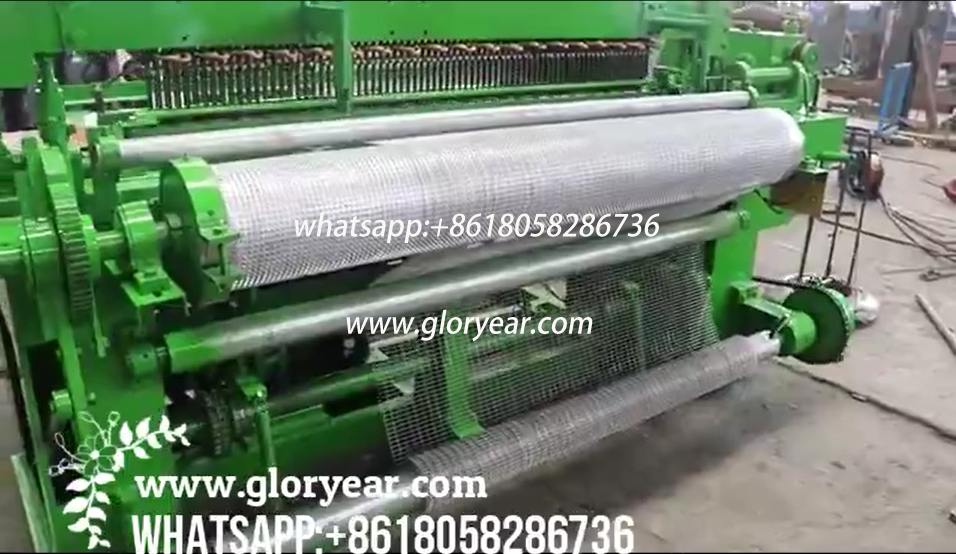 See how the expanded mesh is produced!